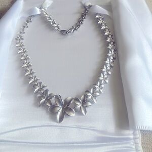 NEW!! Na Hoku SS Plumeria Lei Necklace! 🌴🌺🌊